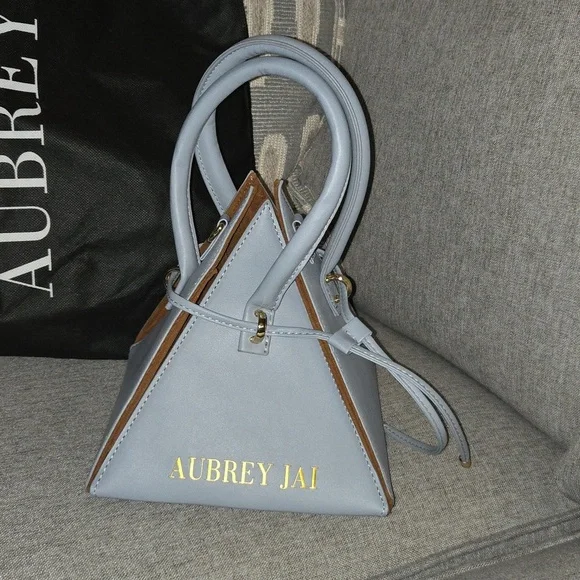 Aubrey Jai Pyramid Handbag 🤩🥰😍 - Picture 2 of 10